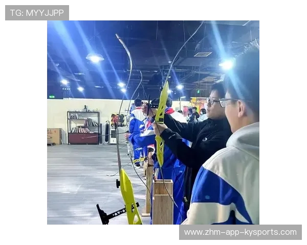 射箭学院加强青少年训练营的器材保养与安全检测，射箭训练班